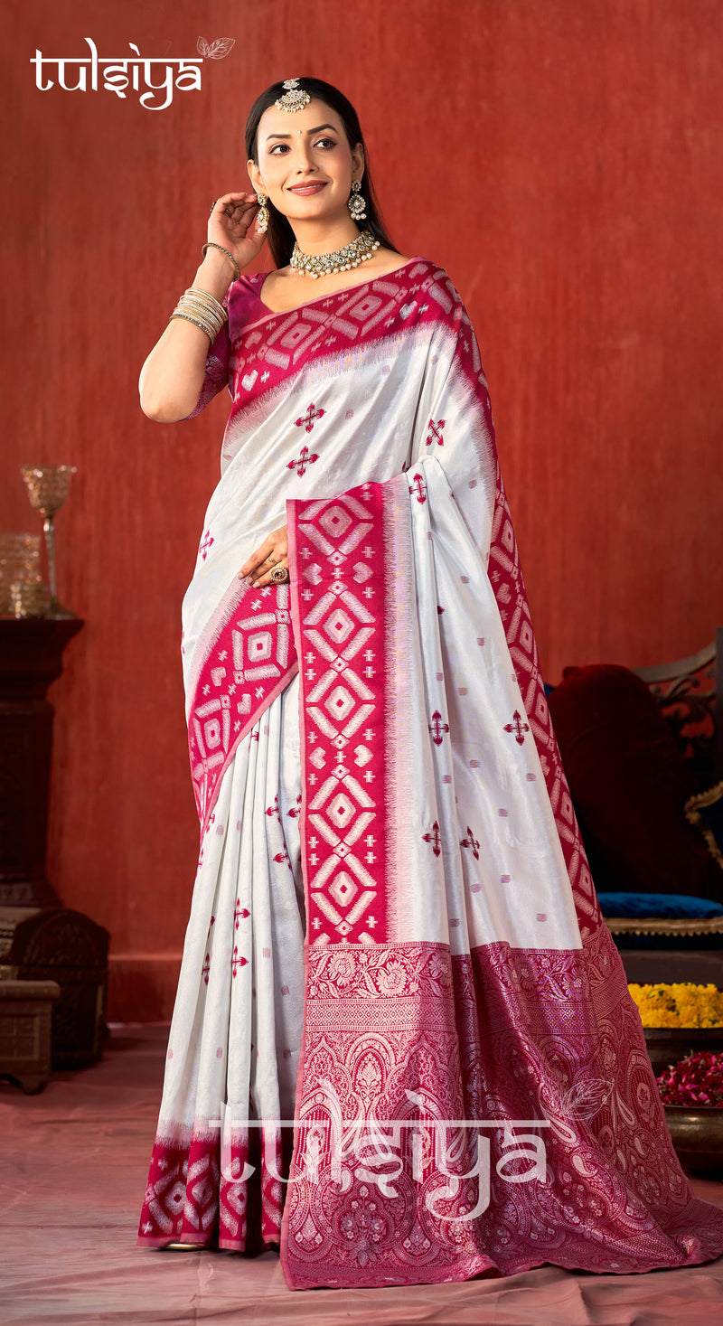 Divine Banarasi Heritage Weave