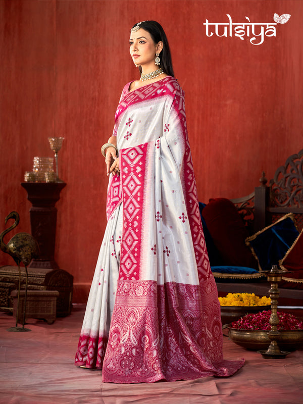 Divine Banarasi Heritage Weave