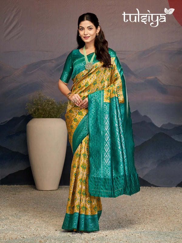 Golden Weave Zari Opulence