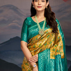 Golden Weave Zari Opulence