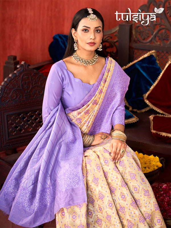 Lavender Majestic Paithani Silk